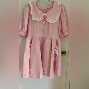Pink & lace collar & heart pocket mini dress